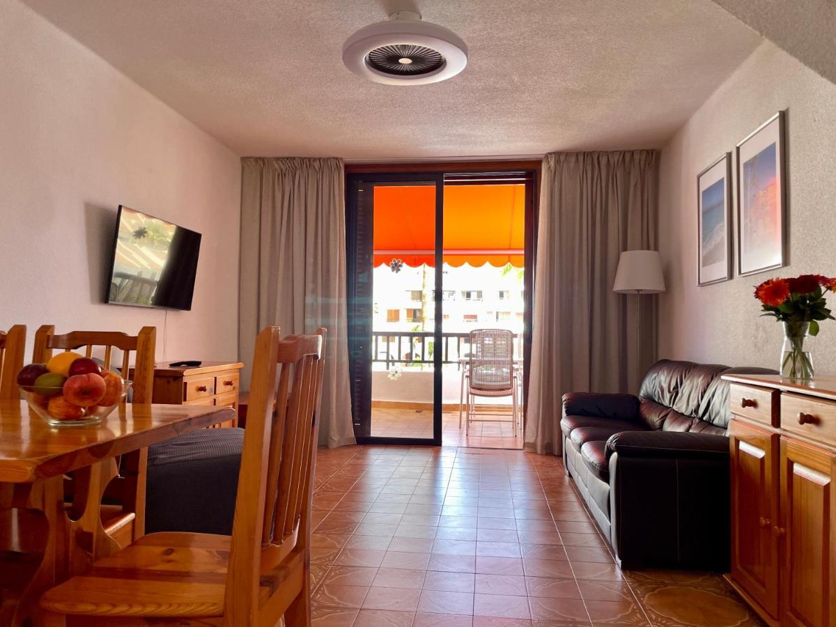 Sunny 2-Bedroom Apartment In Parque Santiago II Playa de las Americas  Exterior photo